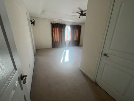 For Lease - 48 bellcrest Road Unit# 1, Brampton, Ontario - Photo 3