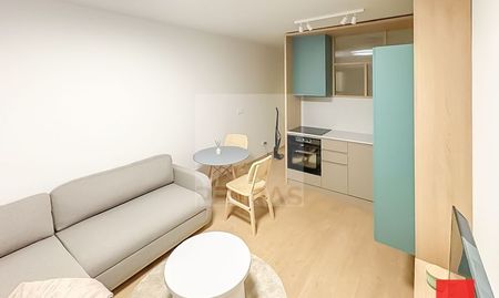 MODERNÝ 1.5 IZBOVÝ BYT BERNOLÁKOVO - Fotografia 3