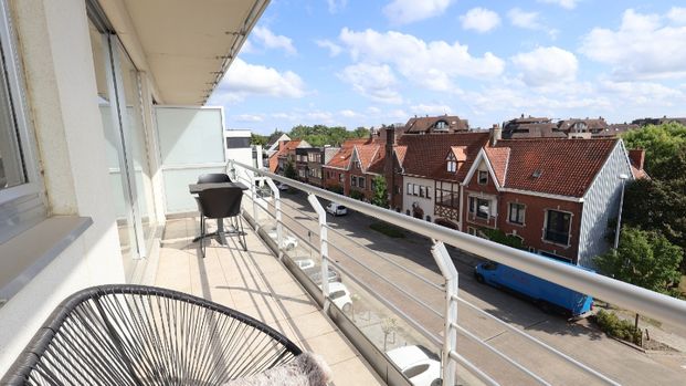 Appartement met twee slaapkamers en zonneterras - Photo 1