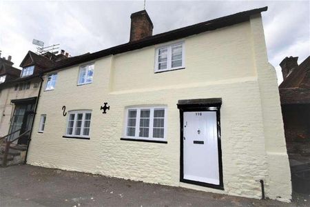 Bedroom Terraced Cottage In Godalming, GU7 - Photo 5