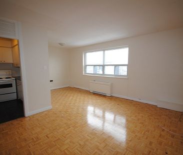 Perfectly Located in Centretown Ottawa - Central AC included in the... - Photo 3