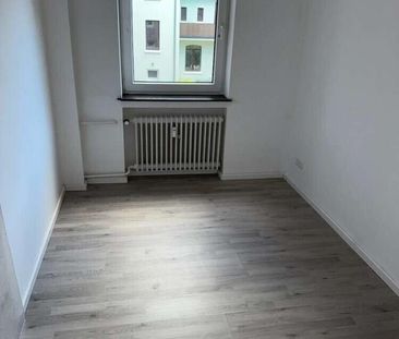 Ab sofort: helle 3-Zimmer-Wohnung in stadtnaher Lage von Wilhelmshaven - Photo 5