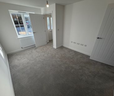 CORNMILL DRIVE, SOMERCOTES - Photo 2