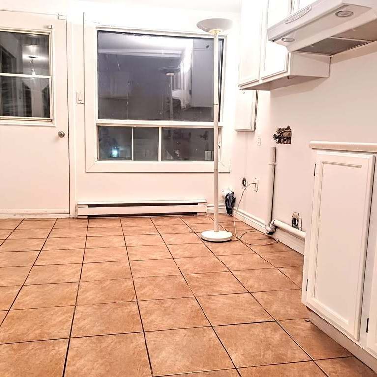 Grand 4½ à Louer – 1275$ – Belle Local - Photo 1