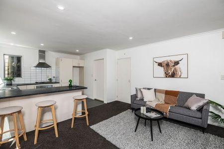 198A Helston Road, Paparangi - Photo 5