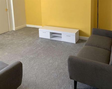 Bayswater Road, Jesmond, Newcastle Upon Tyne, NE2 - Photo 3