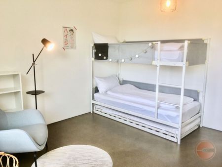CHAMBRE ÉLÉGANTE 4.5 APPARTEMENT AU MILIEU DE LA VILLE - Foto 3