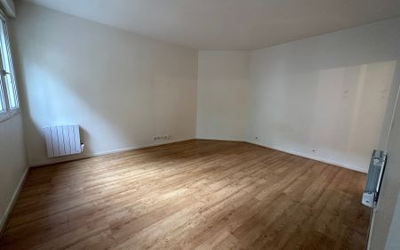 Appartement à louer 2 pièces • 28,62 m2 Issy-les-Moulineaux - Photo 3