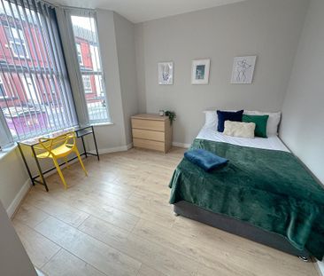 6 bedroom terraced house to rent - Photo 5