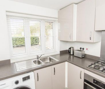 2 bedroom semi-detached house to rent - Photo 6