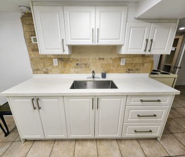 For Lease - 225 Fourth Avenue Unit# Lower, Oshawa, Ontario - Photo 1