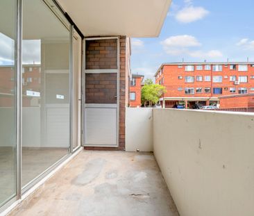 19/17 Meadow Crescent, Meadowbank NSW 2114 - Apartment For Rent | D... - Photo 6