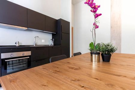 Incredible single room in Milan, close to Bocconi university and IULM - Photo 2