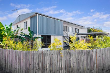 180 Mill Drive, Kirwan QLD 4817 - House For Rent | Domain - Photo 5