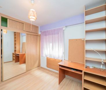 Piso de alquiler en Calle de Dinamarca, Fuenlabrada II - El Molino - Photo 5