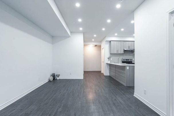 For Lease - 7 Falaise Road Unit# A (Master BR), Toronto, Ontario - Photo 1