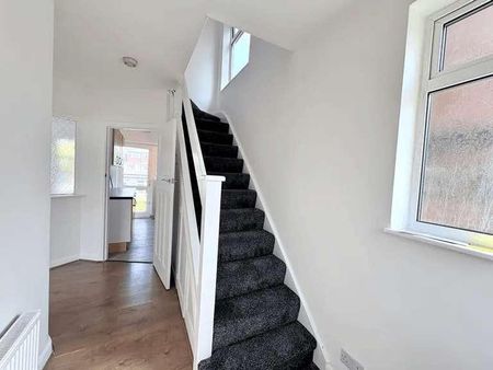 Northolt, UB5 - Photo 4