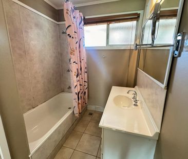 Livin' La Enid Loca! - Photo 6