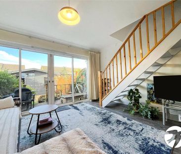 3 bedroom terraced house to rent - Photo 3