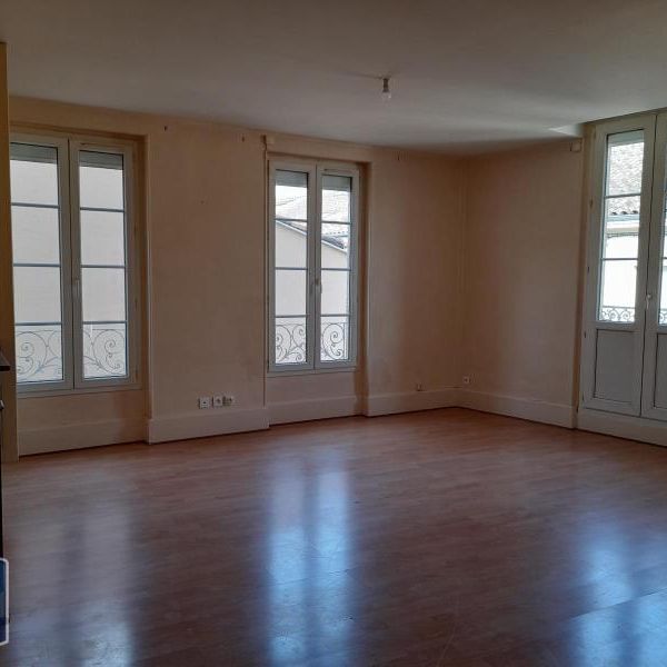 Location Appartement 4 pièces 104m² AGEN 47000 - Photo 1