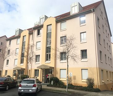 Dresden-Hier lässt sich´s Leben! Idyllische Dachgeschoßwohnung imit Balkon! - Foto 5