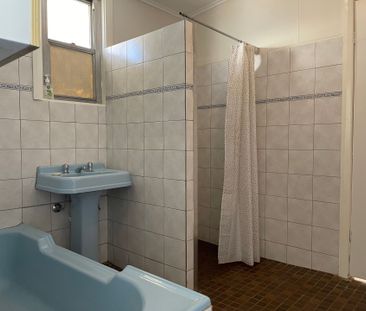 North Location - Three Bedrooms - Photo 1