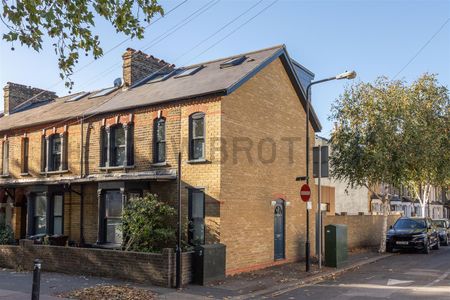 Queens Road , E17 8PL - Photo 4