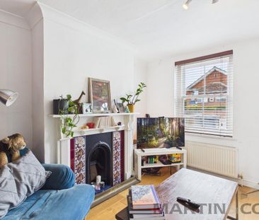 2 bedroom cottage to rent - Photo 2