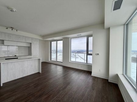 NEXT2 AT ELGIN EAST: BAYVIEW & ELGIN MILLS (2 DAVID EYER RD) AD#101229 - Photo 4