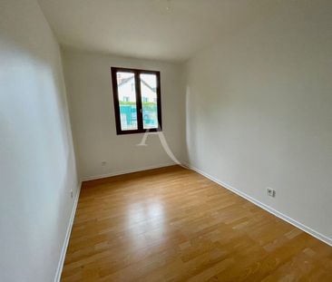 Location Maison 5 pièces 77m² - Photo 4