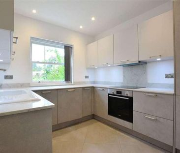 Riefield Road, London, SE9 - Photo 5