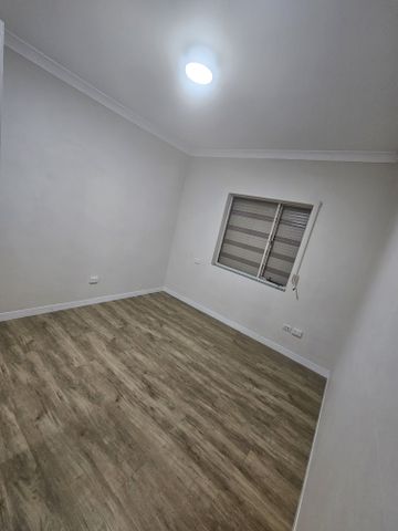Charming Family Home in City Beach Location - Photo 3