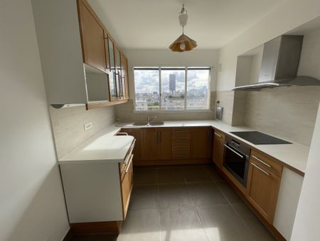 Location Appartement 2 pièces 67m² PARIS 7ème - Photo 3