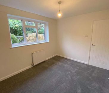 3 bedroom detached bungalow to rent - Photo 3