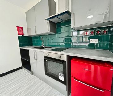 Studio to rent - Photo 3