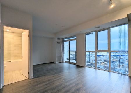 For Lease - 60 Honeycrisp Crescent Unit# 806, Vaughan, Ontario - Photo 3