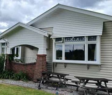 52 Manapouri Crescent - Photo 1