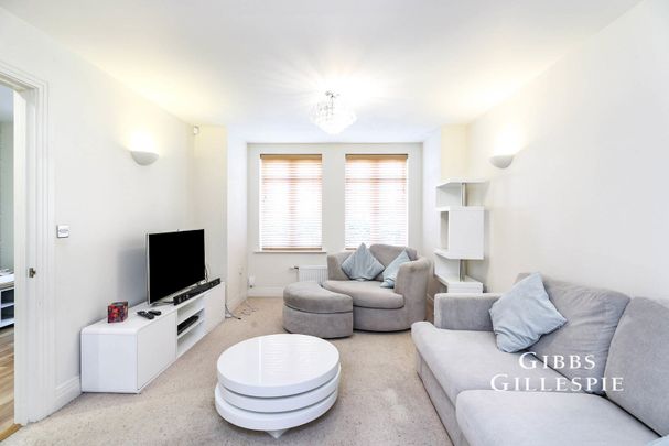 Cyrus Terrace, Pentland Way, Ickenham, Uxbridge, UB10 8FR - Photo 1