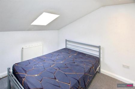 2 bedroom maisonette to rent - Photo 3