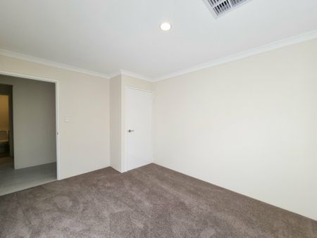 Brand-New Modern Luxury Home for Lease - Photo 3