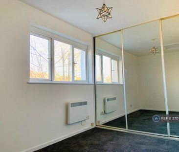 1 bedroom end of terrace house to rent - Photo 2