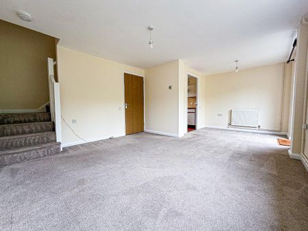 2 bedroom terraced house to rent - Photo 2