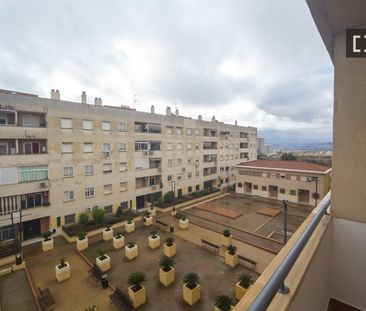 granada, Andalusia 18013 - Photo 6