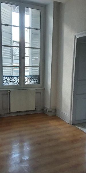 Location Appartement 2 pièces 35m² CLERMONT FERRAND 63000 - Photo 1