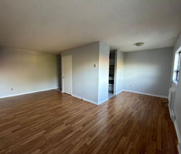 For Lease - 155 Colborne Street Unit# 8, Oshawa, Ontario - Photo 2