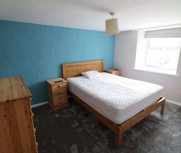 Truro, TR1 - Photo 2