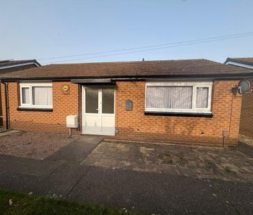 2 bedroom bungalow to rent - Photo 1