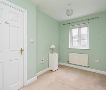 3 bedroom detached house to rent - Photo 4