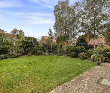 3 bedroom detached house to rent - Photo 2