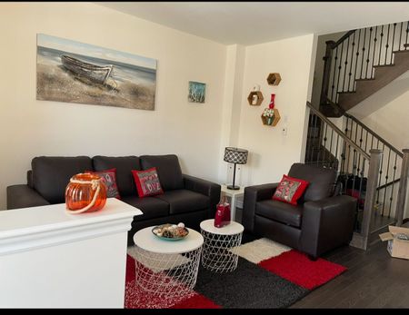 For Lease - 38 Folgate Crescent, Brampton, Ontario - Photo 2